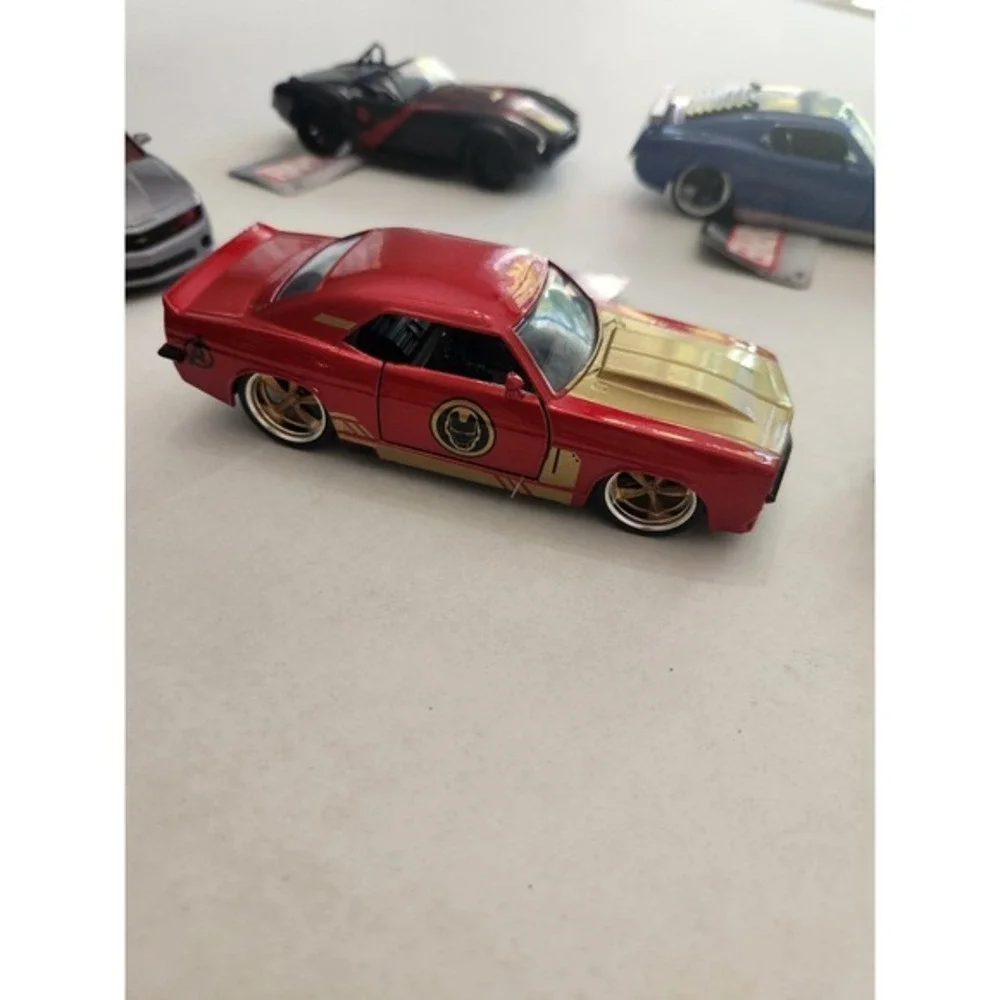 5 Marvel Diecast Cars: Winter Soldier, Iron‎ Man, Spider-Man, Captain America + - Picture 4 of 12